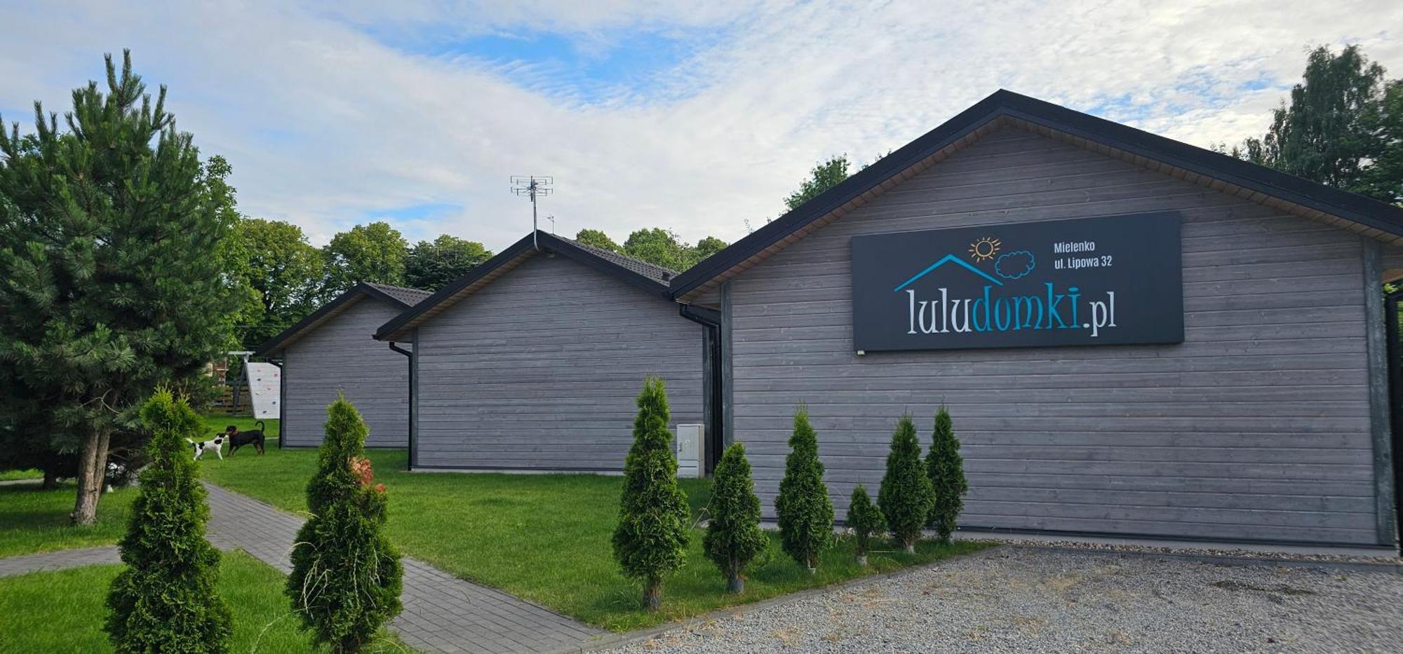 Holiday home Luludomki Mielenko